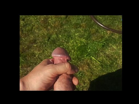 ❤️ Vruća zgodna jebe svoju ružičastu macu i svršava špricom u ljetnoj bašti ☑ Porno kod nas bs.https-tubsexer.ru ☑